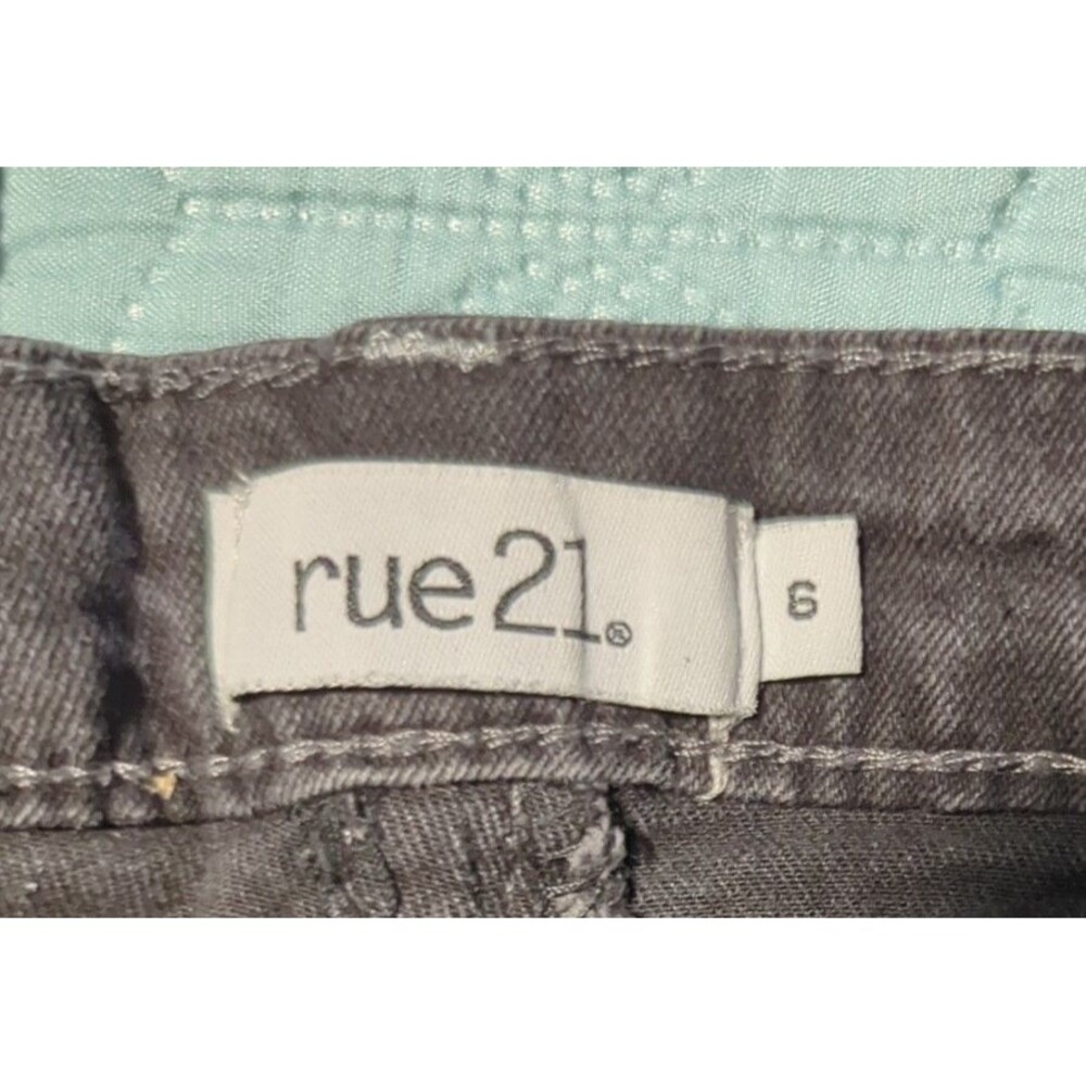Rue 21 Jeans Womens Size 6 Black Denim Mid Rise Boot Cut Stretch Bedazzled Stars - Picture 5 of 11
